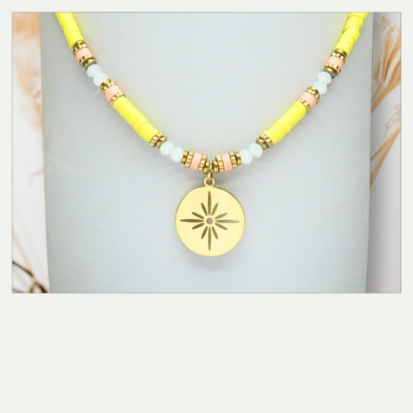DIY collier chocker jaune et breloque étoile dorée.
