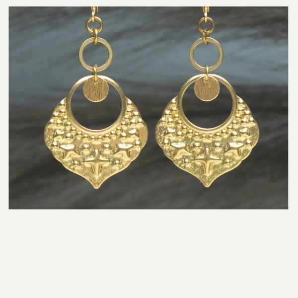 DIY boucles d’oreilles dorées Décine