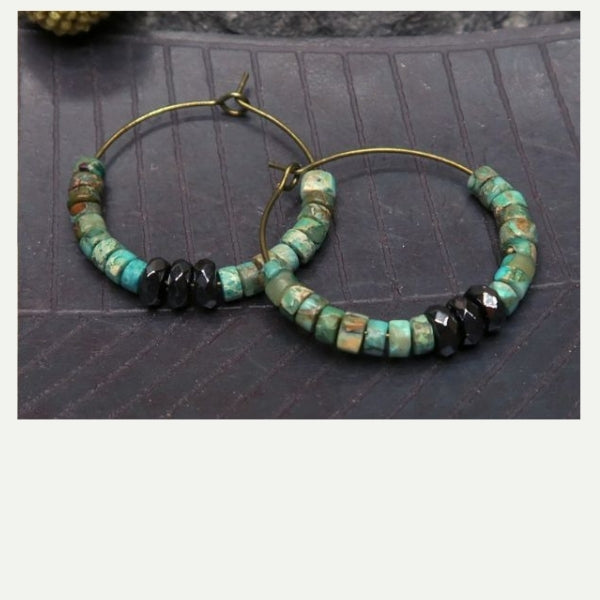 DIY créoles en régalite turquoise