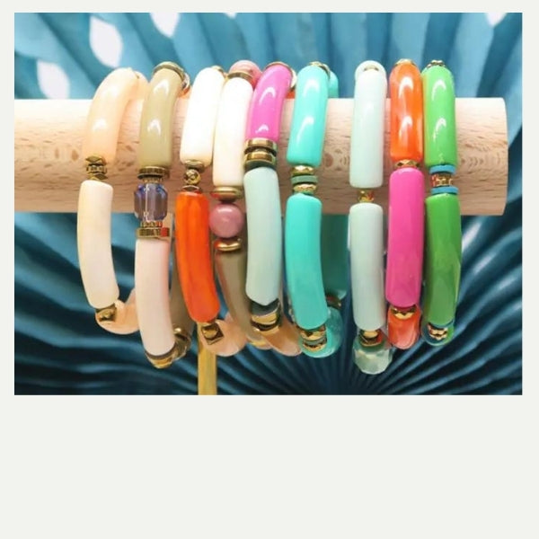 Faire des bracelets en perles tubes incurvés