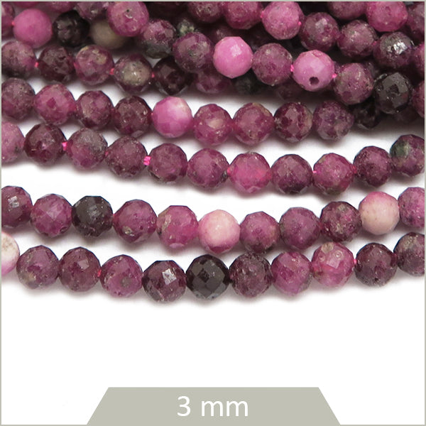 Env. 120 perles à facettes en Rubis, 3 mm