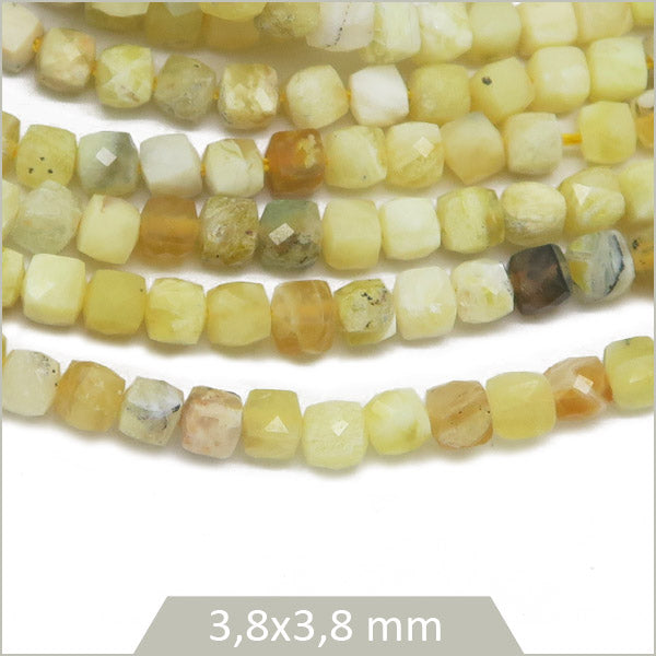 Env. 90 perles cubes facettées en Opale jaune, 4x4mm env.