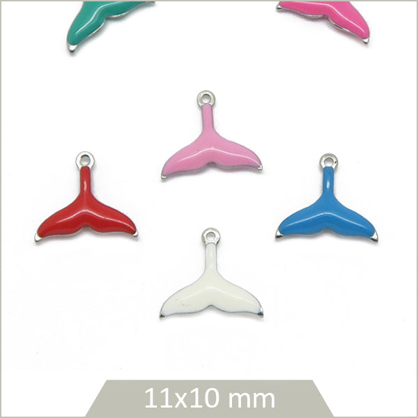 4 breloques queues de poisson acier inoxydable 304 et effet émail coloré (mix aléatoire)