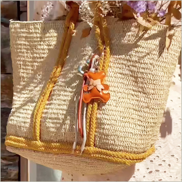1 bijou de sac porte clé coeur ourson