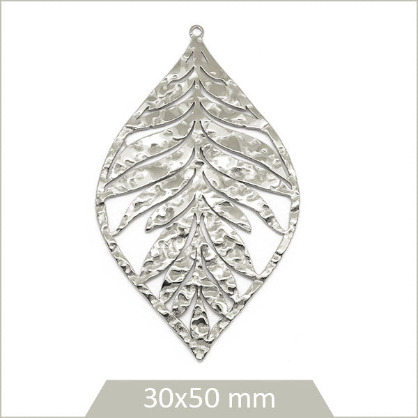 1 grande breloque feuille ajourée texturée en acier inoxydable