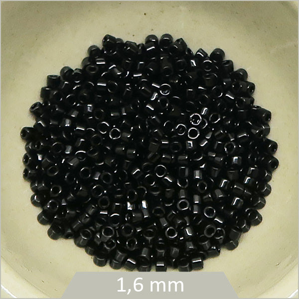 5g de perles Miyuki Delica 11/0, DB0010 noir
