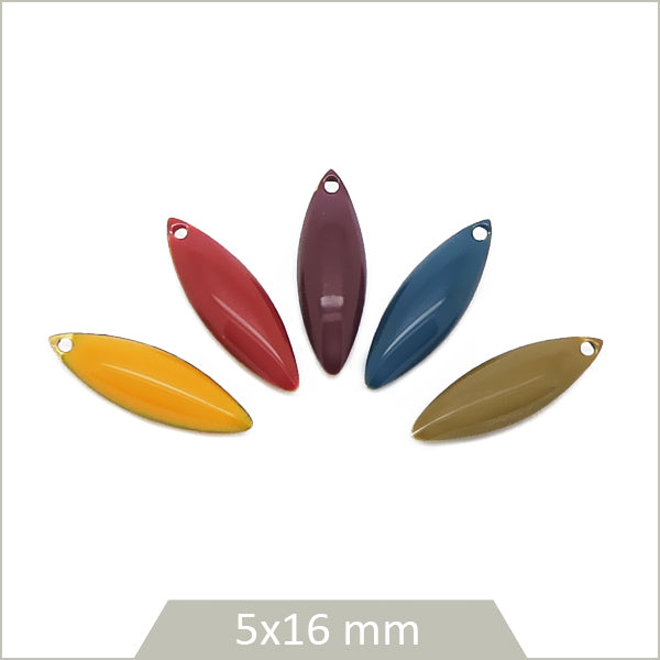 Mix de 10 sequins navettes 5x16 mm effet émaillé Nature