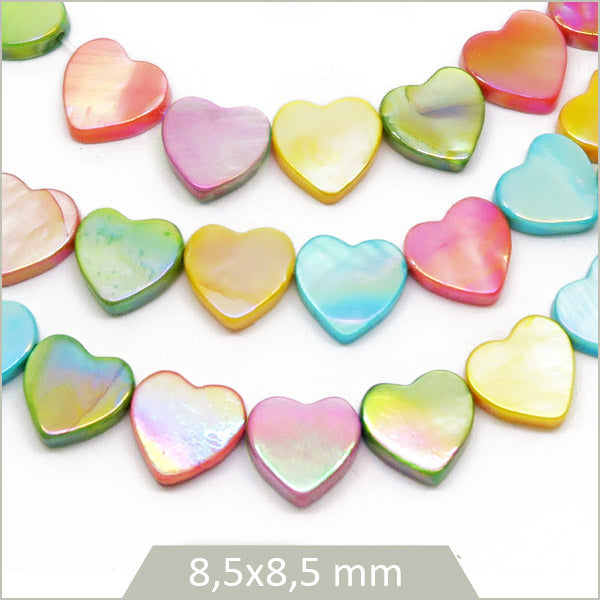 Env. 30 perles coeur en nacre arc-en-ciel 8,5 mm