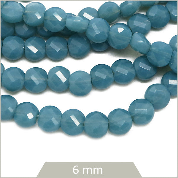 Env. 95 perles de verre rondes plates à facettes bleu canard