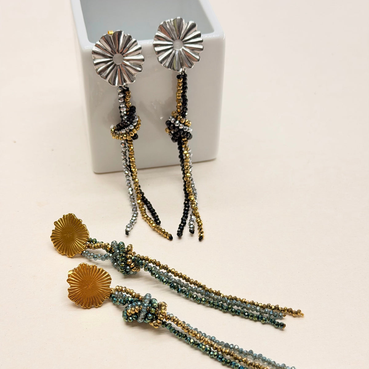 Atelier bijoux : créez vos boucles d'oreilles nouées | 12 Décembre 2026