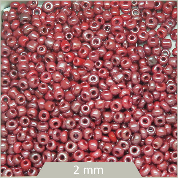40g de perles rocailles rouge irisé 2 mm