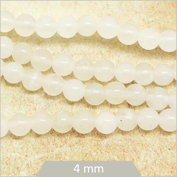 Env. 80 perles rondes en Jade blanc, 4 mm