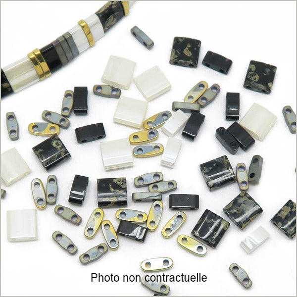 6g de mix de perles Tila black and white