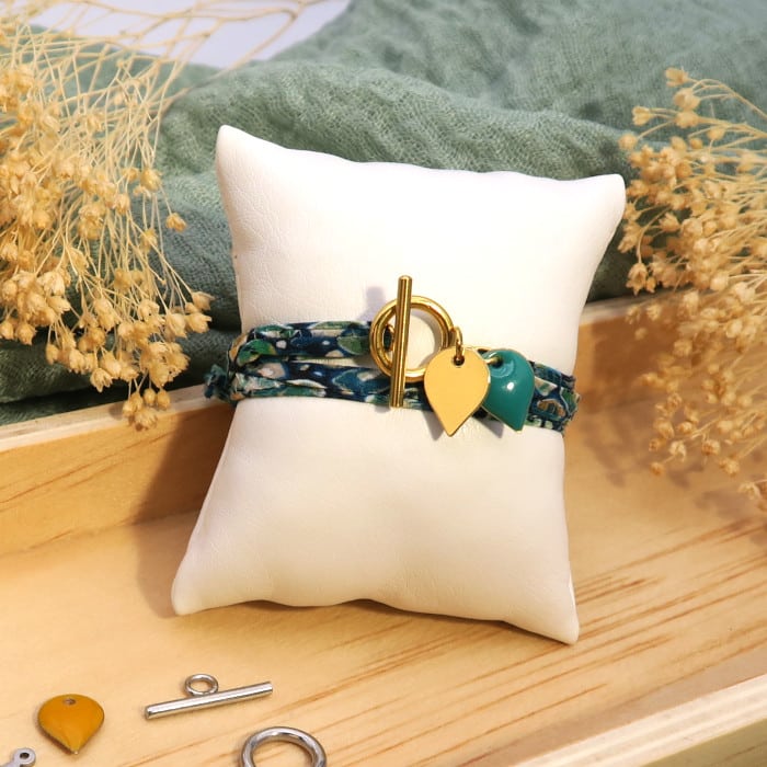 bracelet tissu et fermoir toggle