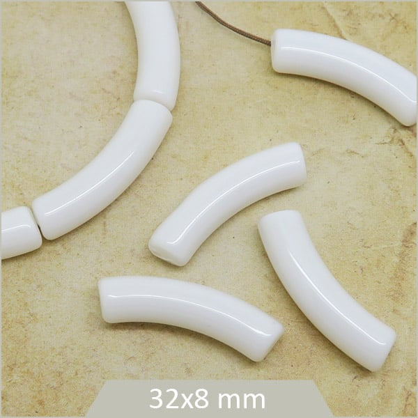 Perles tubes incurvées en résine