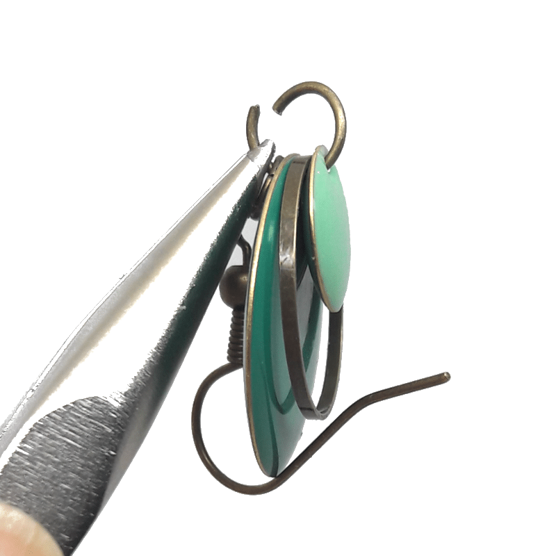 fabriquer ses boucles d'oreilles avec un tutoriel