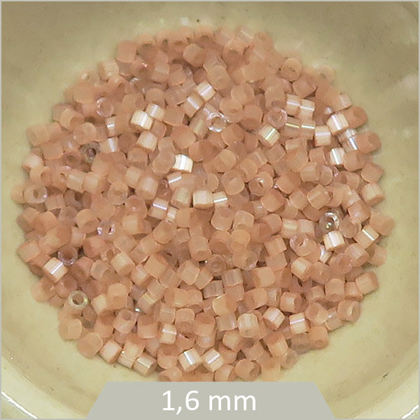 5g de perles Miyuki Delica 11/0, DB1803 satin de soie