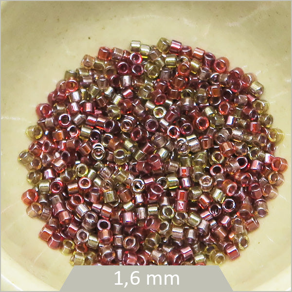 5g de perles Miyuki Delica 11/0, DB0990 mauve irisé