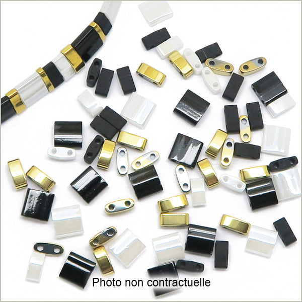 6g de mix de perles Tila black and white