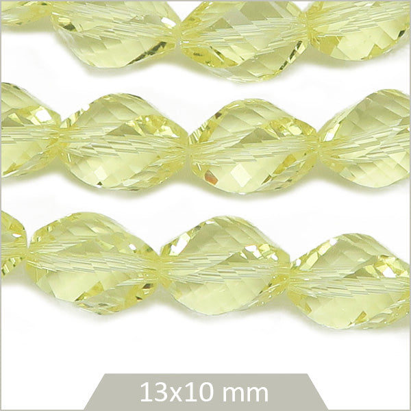 Env. 30 perles ovales à facettes en verre jaune clair, 13x10 mm