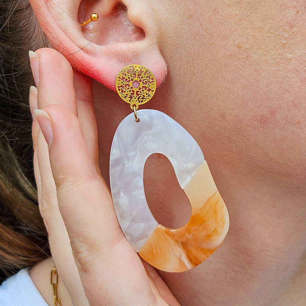 4 clous de boucles d'oreilles dentelle en acier doré