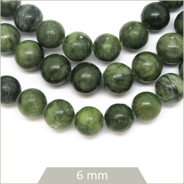Env. 60 perles rondes en Jade de Chine, 6 mm