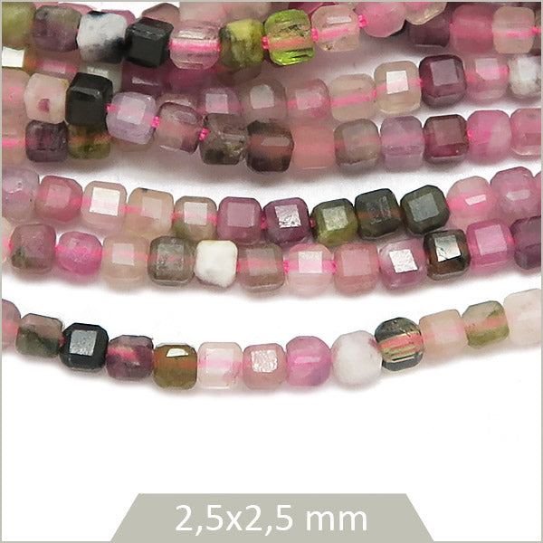 Env. 160 perles cubes facettées en Tourmaline, 2,5x2,5 mm