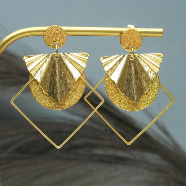 DIY boucles d'oreilles dorées