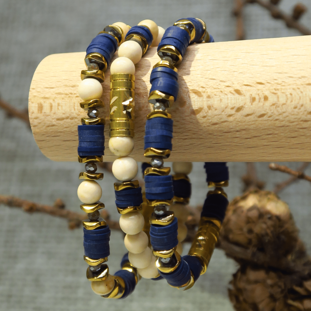 DIY bracelet perles heishi bleu